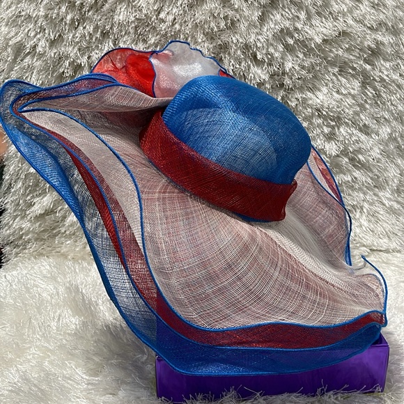 Kentucky Derby Side Flip 7" Brim Sinamay Layered Feather Hat USA Flag Patriotic - Picture 9 of 16